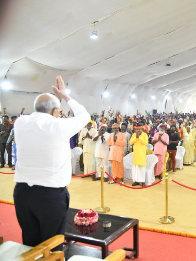 વાદી સમાજ સાથે CM ભૂપેન્દ્ર પટેલની ખાસ ચર્ચા