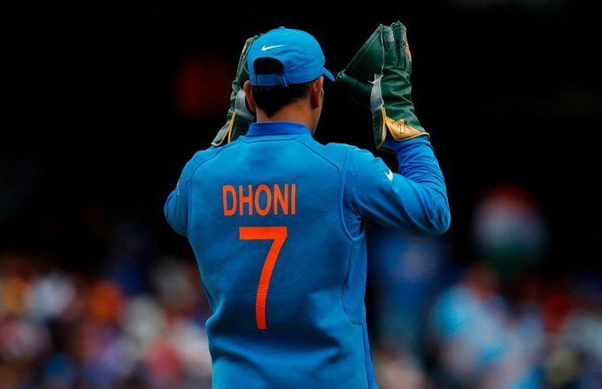 dhoni-1124573-1657185380