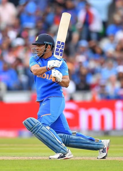 dhoni 21