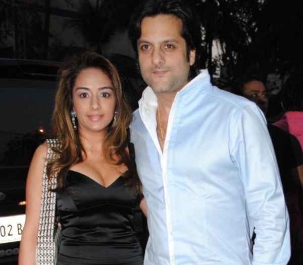 123385-fardeen-khan-with-wife-natasha-at-the-charcoal-project.jpg