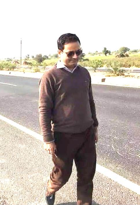 vikas divyakirti 8