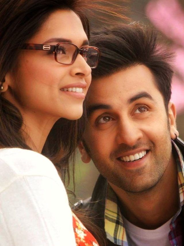 बढ़िया Rom-Com देखने का अड्डा ये रहा