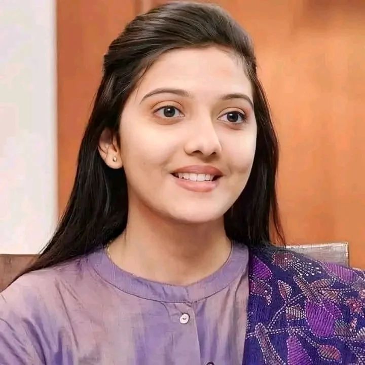 इंजीनियरिंग के साथ ऐसे की UPSC की तैयारी, जानें कैसे पहले प्रयास में IAS  बनीं सृष्टि जयंत देशमुख