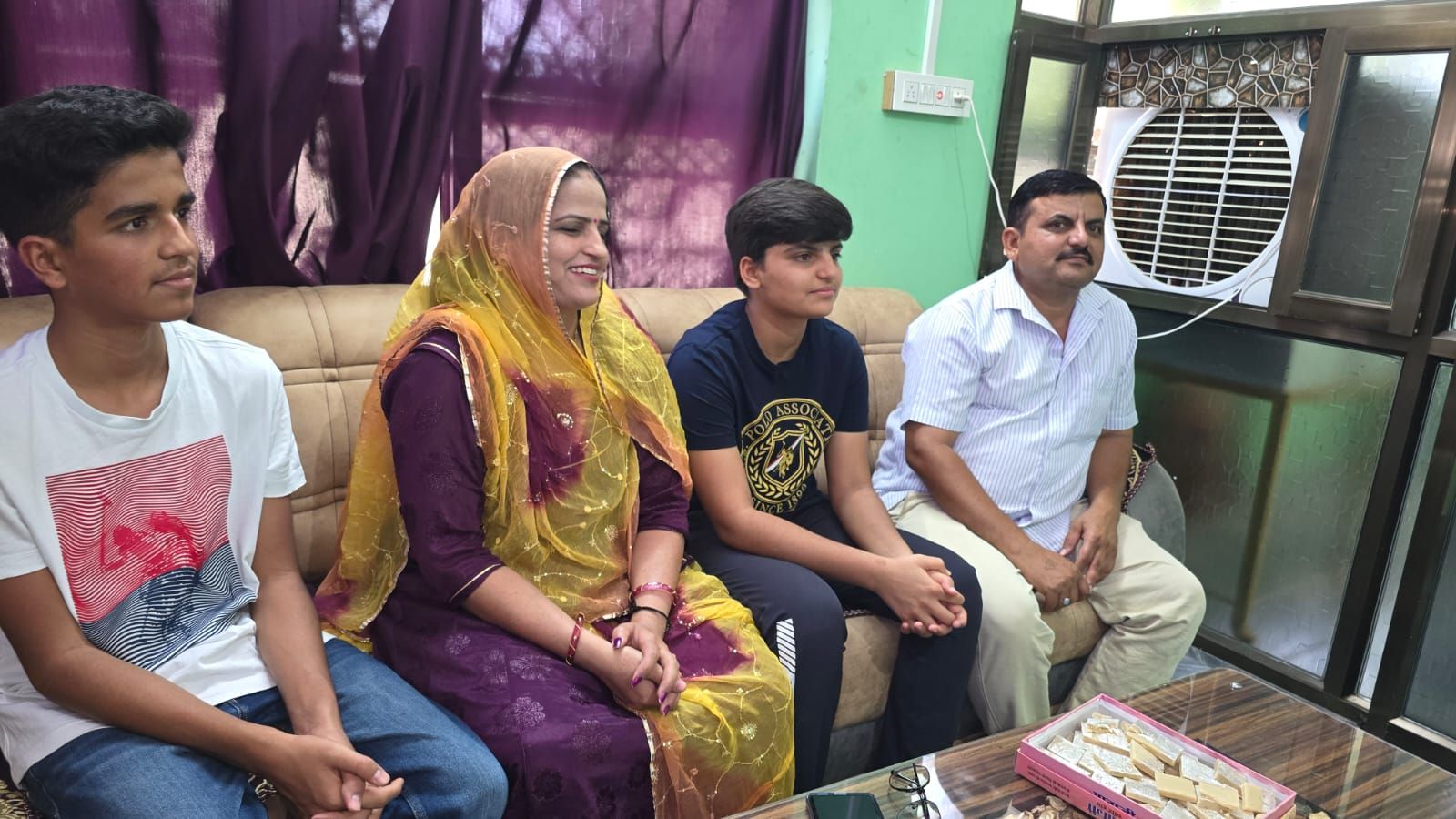 cbse topper jashoda marksheet 8