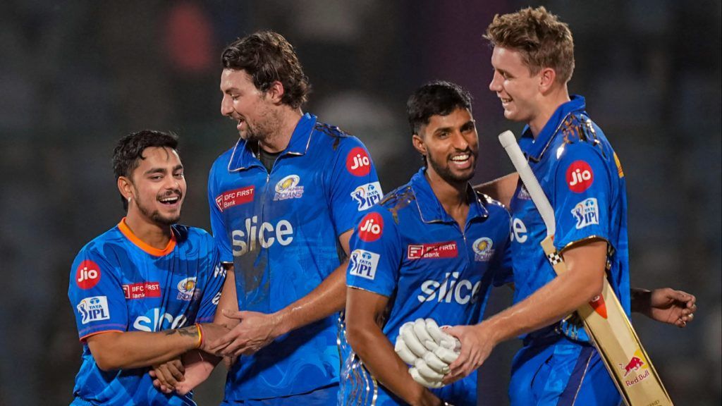 cricket, news, english, ipl 2023, ms dhoni, ms dhoni 200 sixes, ms dhoni ipl record, most sixes for csk, ms dhoni most ipl sixes death overs, ab de villiers, virat kohli, kieron pollard, chris gayle, gujarat titans vs chennai super kings, gt vs csk