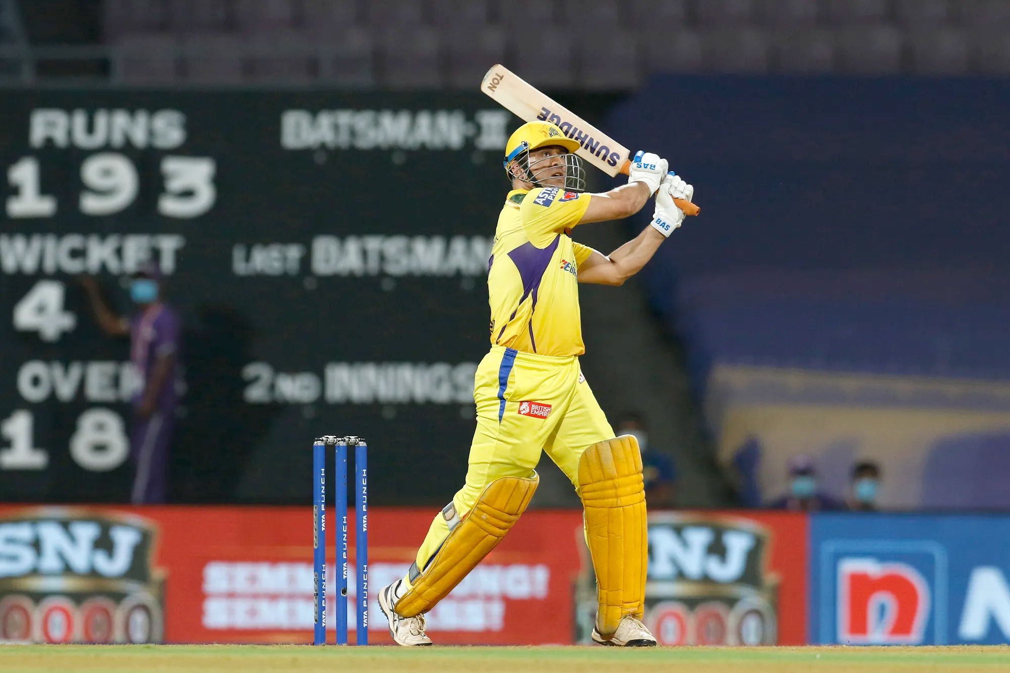 cricket, news, english, ipl 2023, ms dhoni, ms dhoni 200 sixes, ms dhoni ipl record, most sixes for csk, ms dhoni most ipl sixes death overs, ab de villiers, virat kohli, kieron pollard, chris gayle, gujarat titans vs chennai super kings, gt vs csk