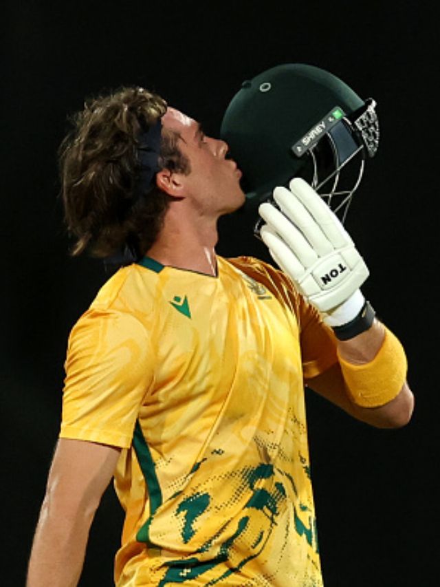 Dewald Brevis scripts history, becomes only 2nd South African to do this