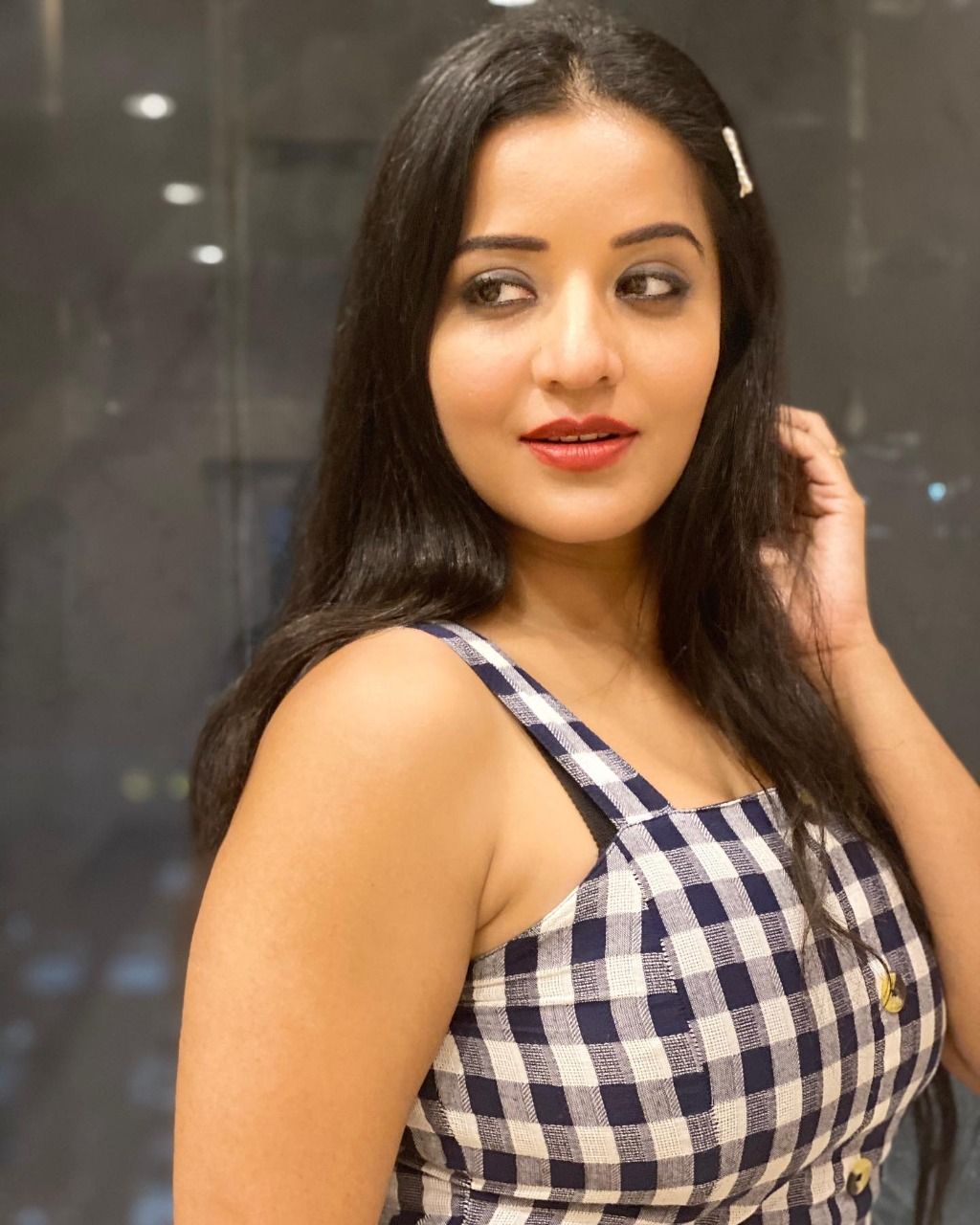 अंतरा बिस्वास के मोनालिसा बनने की कहानी - Monalisa bhojpuri actress real  name antara biswas know her life journey lbsv