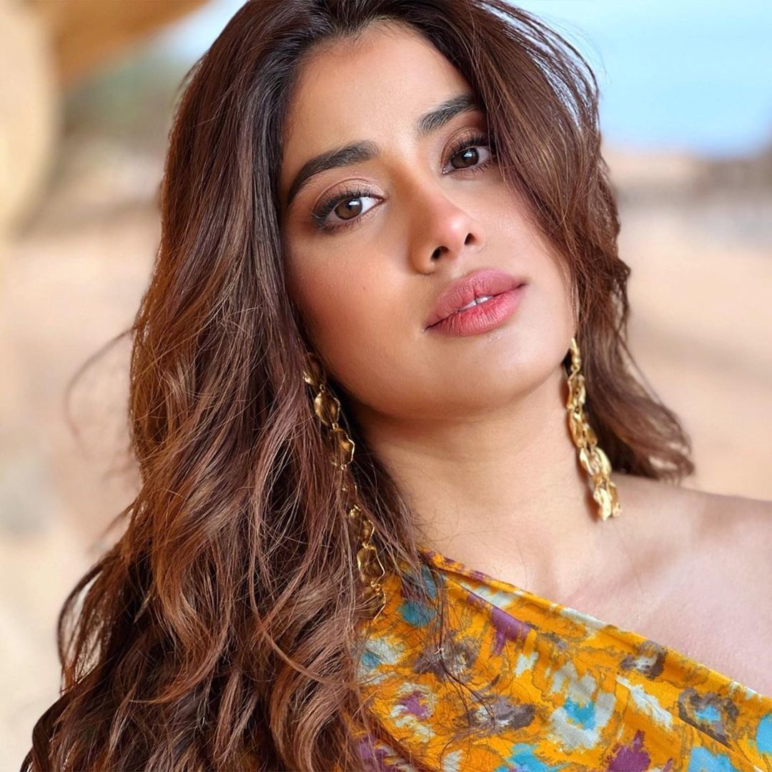 janhvi kapoor 