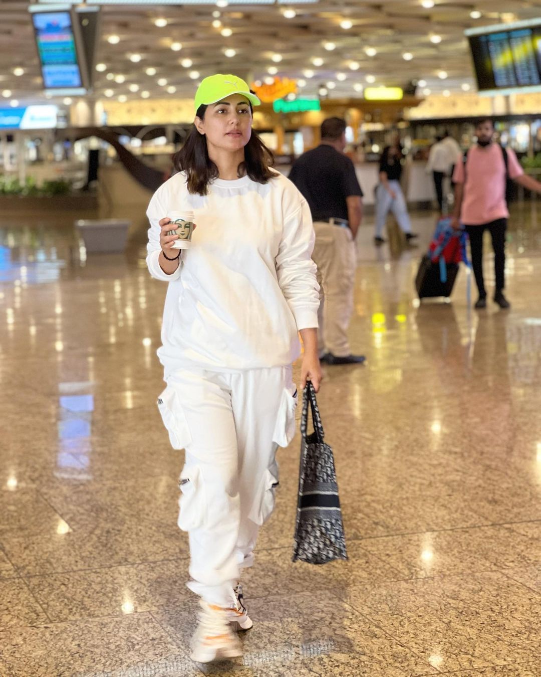 Hina Khan Rocks Casual Fashion