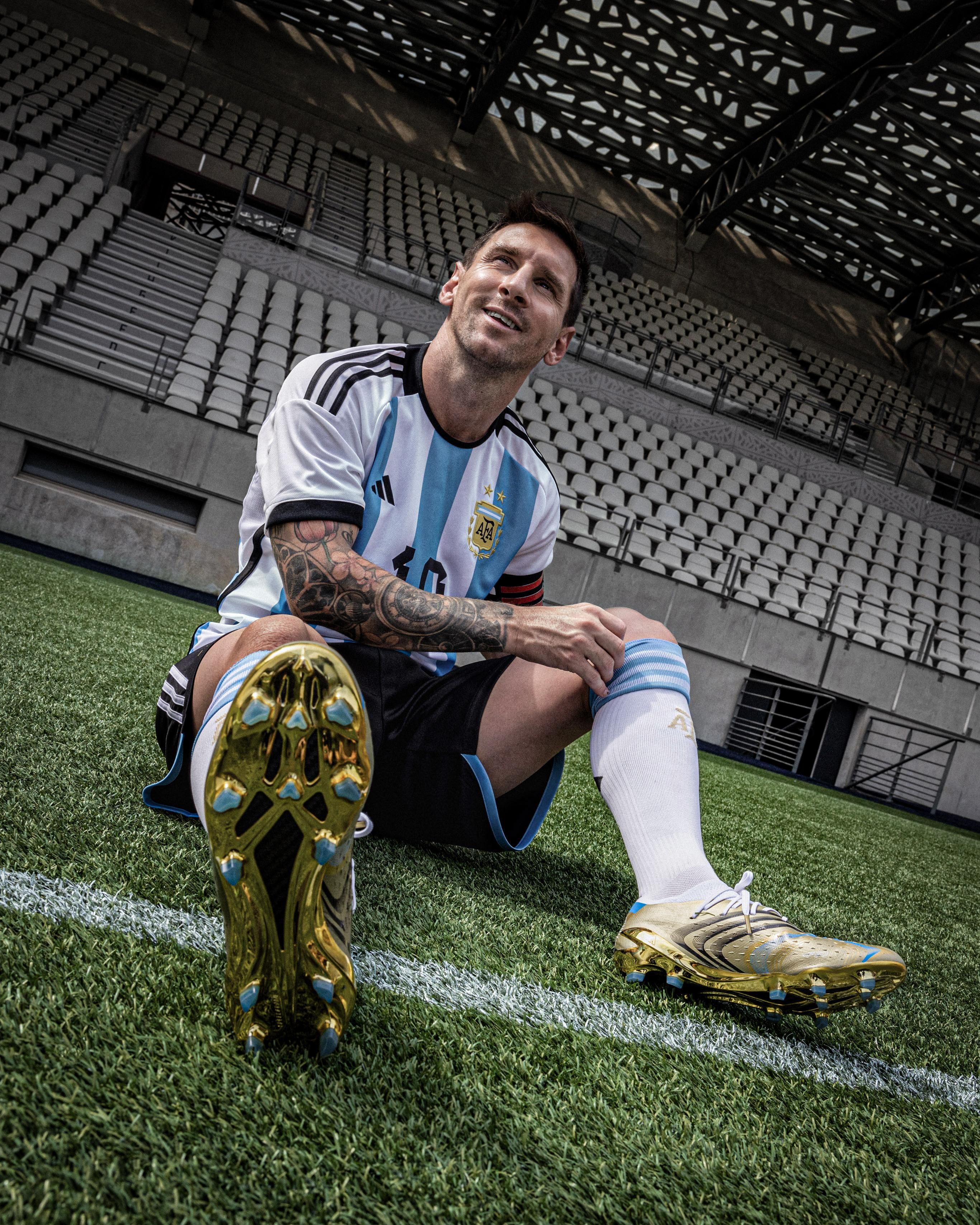 lionel messi current boots