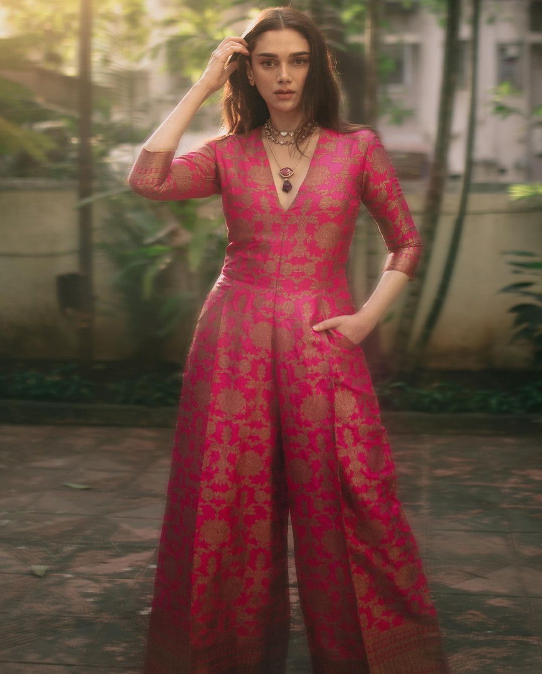 aditi rao hydari pink dress Aditi Rao Hydari continues her affinity for Raw Mango shararas with her pink brocade set