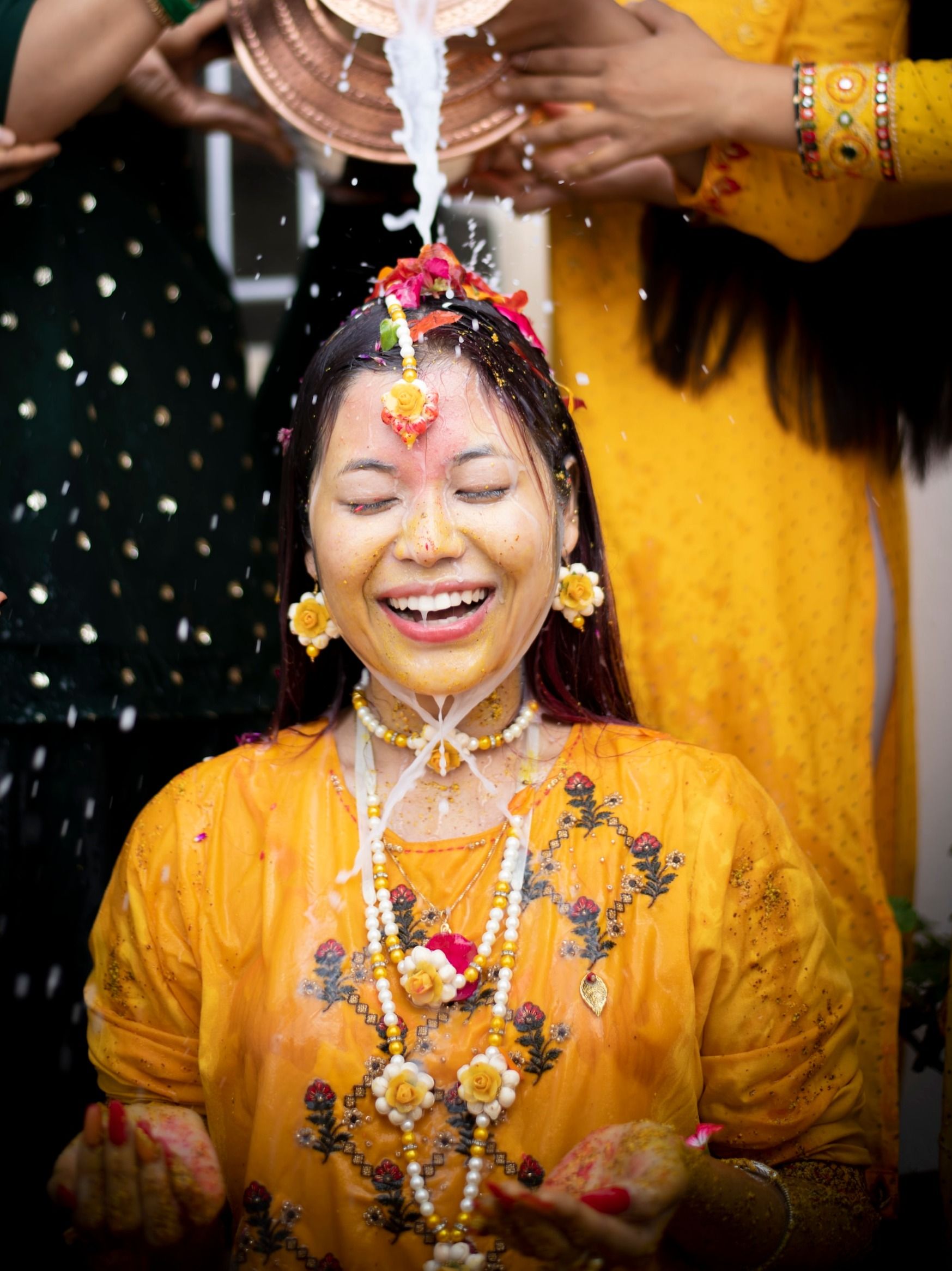 বিয়েতে কেন বর-কনের গায় হলুদ হয় জানেন?