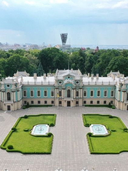 RRR's Oscar-winning Naatu Naatu & the unscathed walls of Ukraine's Presidential Palace