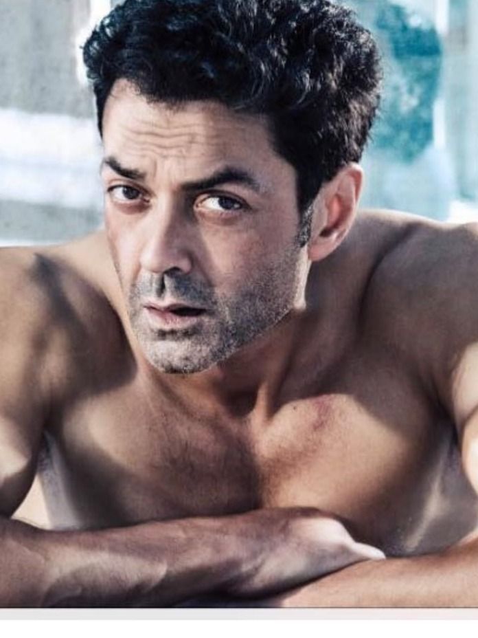 54 की उम्र में घी खाकर फिट हैं बॉबी देओल, डाइट है इतनी नॉर्मल