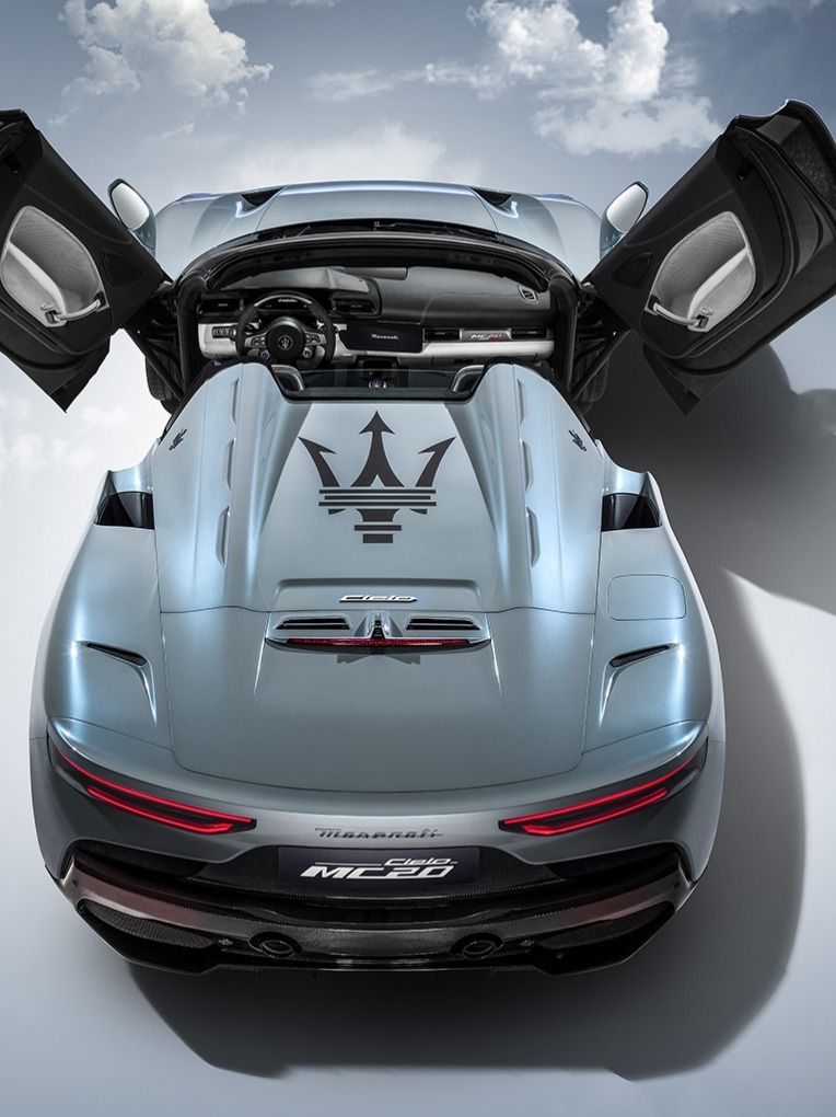 भारत में लॉन्च हुई 3.69 करोड़ की 'सुपरकार', जानें खूबियां