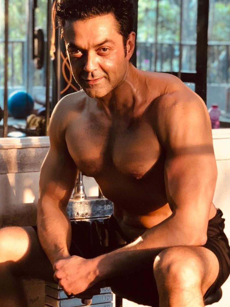 54 साल के बॉबी देओल ने बनाई धांसू बॉडी...खुद बताई सीक्रेट डाइट-वर्कआउट