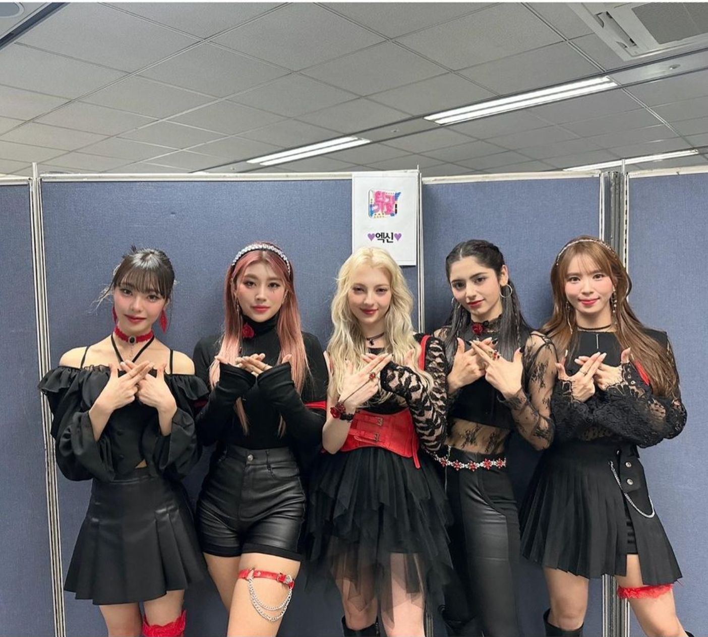 Aria becomes 2nd K-pop idol from India; check age, group, debut