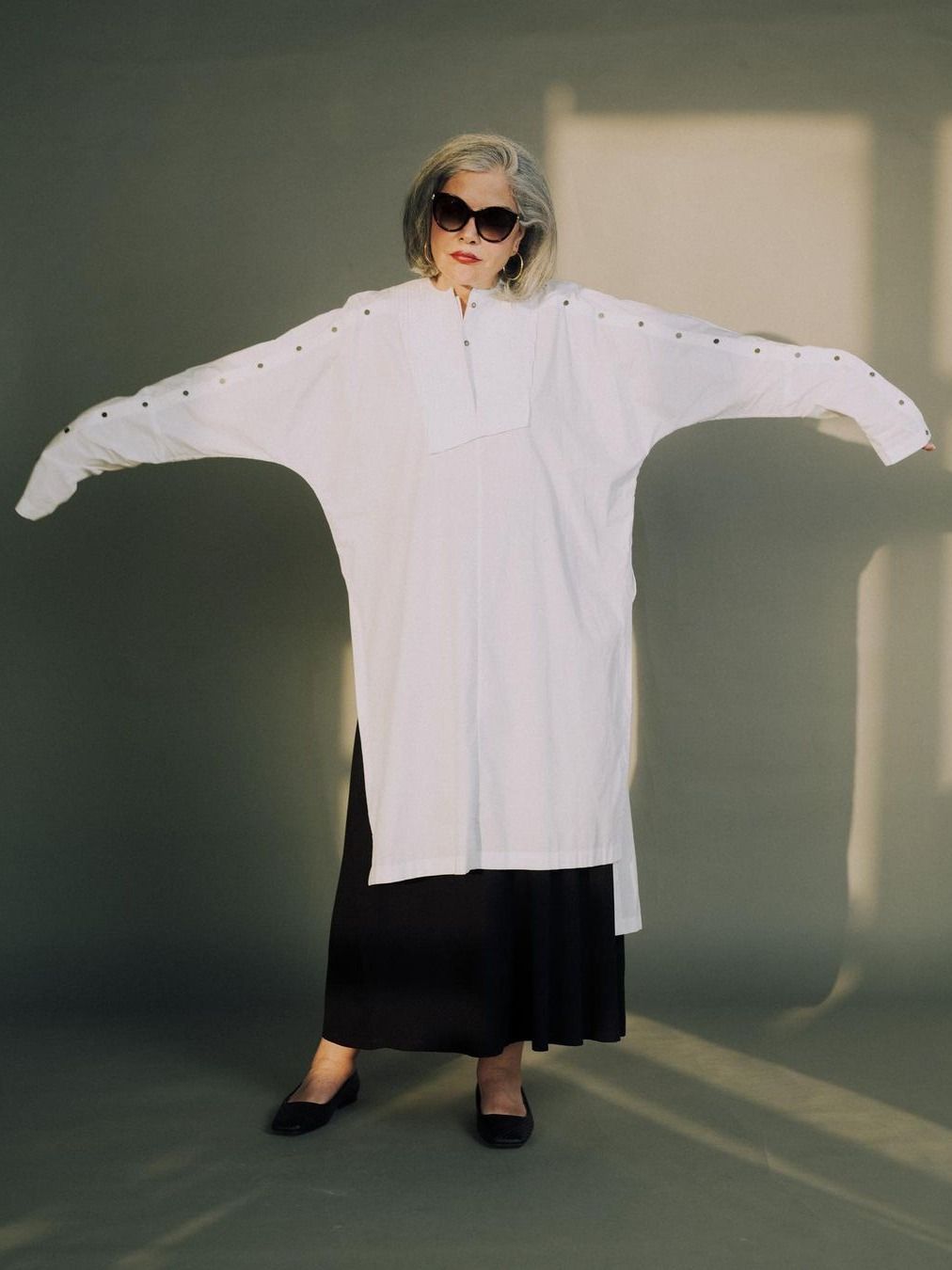 जीनत अमान बन गईं खेत का डराने वाला 'पुतला', क्यों बोलीं- 'तंग आ गई हूं'