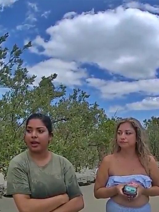 नशे में धुत लड़की ने समुद्र किनारे की ऐसी हरकत, हुई अरेस्ट!