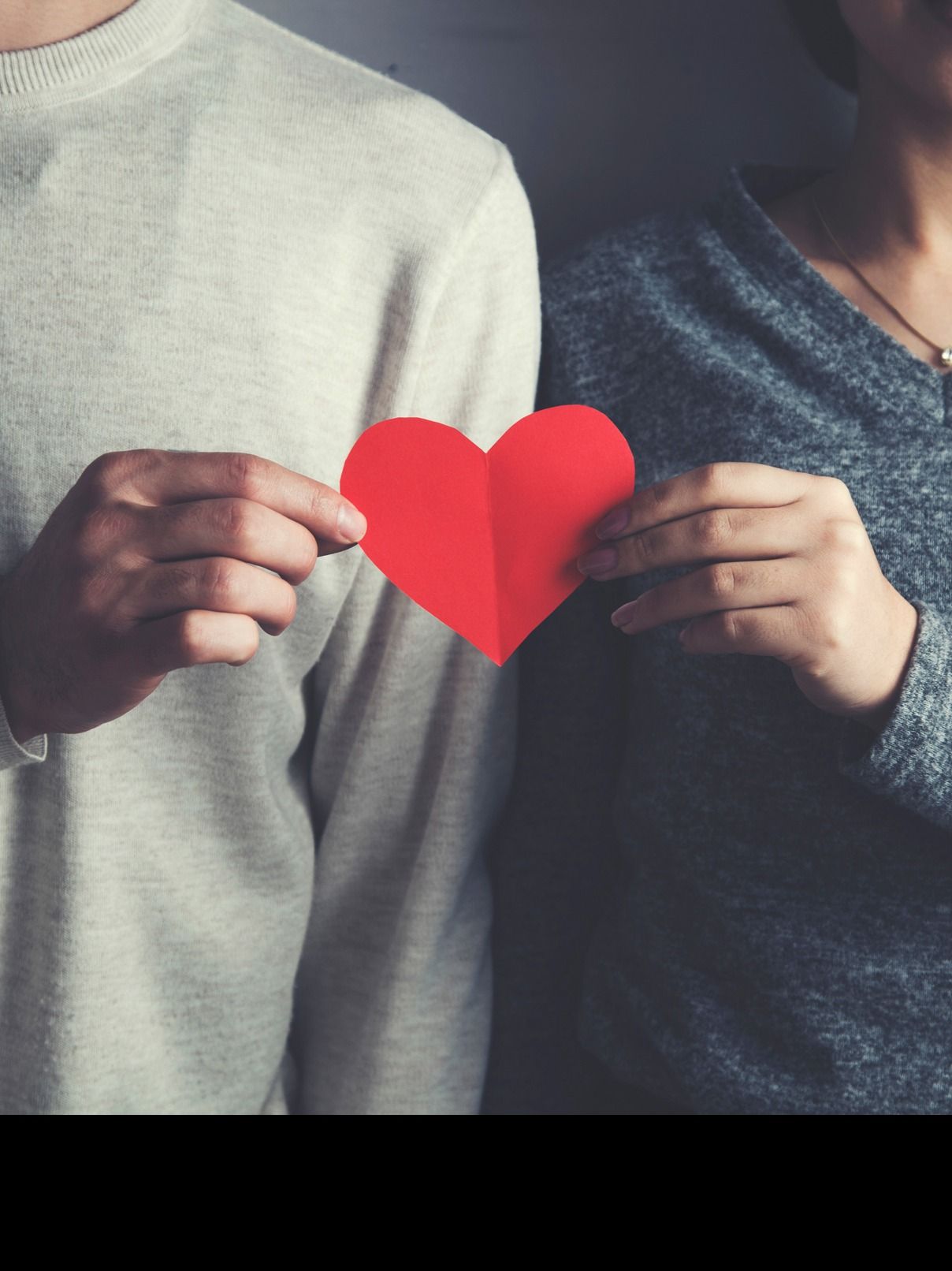 Weekend Fun Read: Red flags, Green Flags, Beige Flags in the world of Gen Z Dating; Exploring Social Media Trends on Relationships