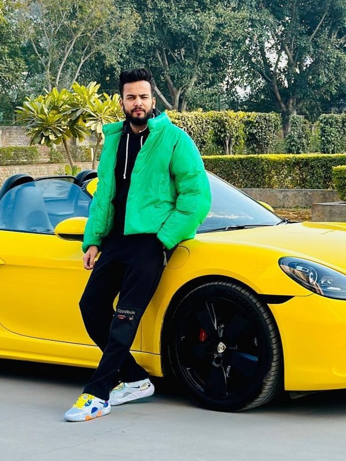 14 करोड़ का घर,1.75 करोड़ की कार, यूट्यूबर एल्विश यादव की ऐसी है लग्जरी लाइफ