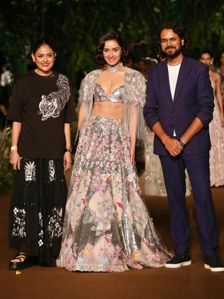 Shraddha Kapoor dazzles in Rahul Mishra’s lehenga at Hyundai India Couture Week (ICW) in association with Reliance Brands