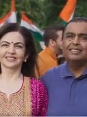 RIL Chairman Mukesh Ambani's Independence Day celebration with family, Anand Mahindra shares army jawan's video, CP Gurnani on AI, Anupam Mittal shares Shaadi.com's campaign: India Inc on X (Twitter)