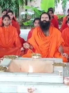 Harsh Goenka shares Amitabh Bachchan’s video before Chandrayaan-3 landing, Zomato, Swiggy’s post on India’s Moon landing, Bhavish Aggarwal shares ‘Bijlee’ video: India Inc on X (Twitter)