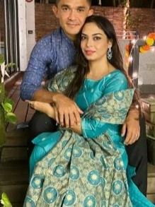 Sunil Chhetri blessed with baby boy, SRK-starrer Jawaan trailer launch, Kareena Kapoor, Shilpa Shetty's Raksha Bandhan posts, CM Mamata Banerjee ties rakhi to Amitabh Bachchan, Nayanthara's Instagram debut: Celebs on Insta