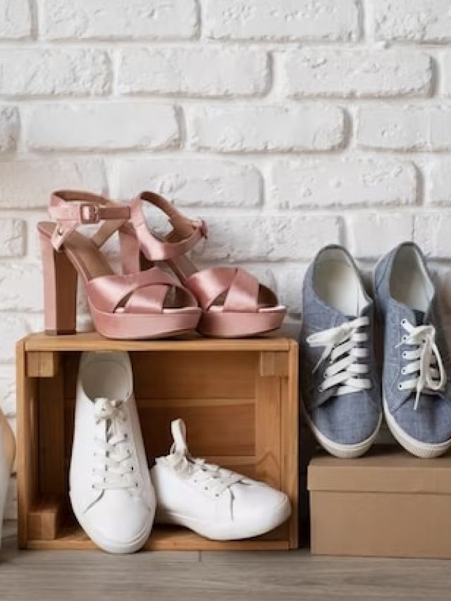 घर में गलत जगह जूते-चप्पल रखना पड़ सकता है भारी, जेब हो सकती है खाली