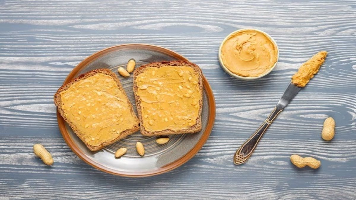 घर पर आसानी से बनाएं मनपसंद फ्लेवर का Peanut Butter Peanut butter