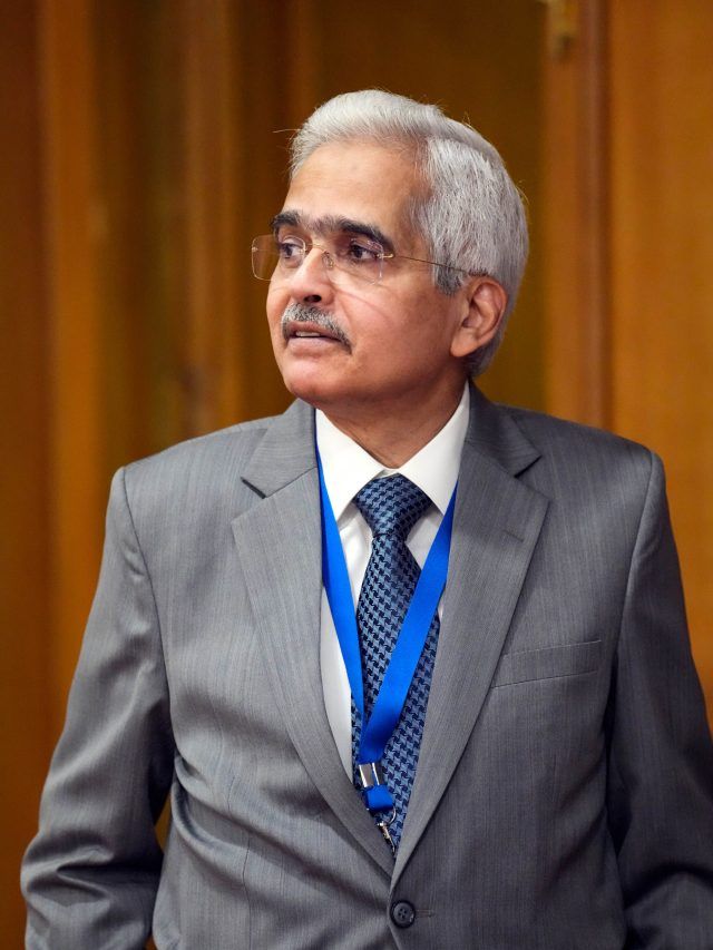 RBI governor Shaktikanta Das explains Rs 2,000 exchange, deposit rules, deadline, limit