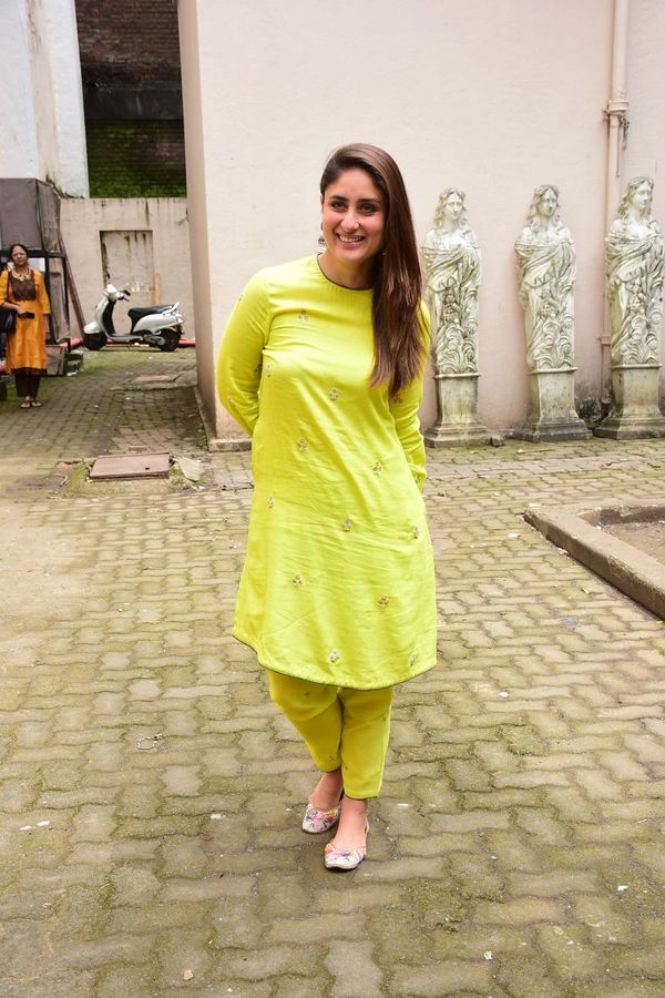 kareena kapoor casual dresses Kareena Kapoor Khan does summer dressing right in a pastel floral dress . . . . . #kareenakapoor #kareenakapoorkhan #fashion #style #streetstyle #ootd #bollywood #pinkvilla #pinkvillafashion