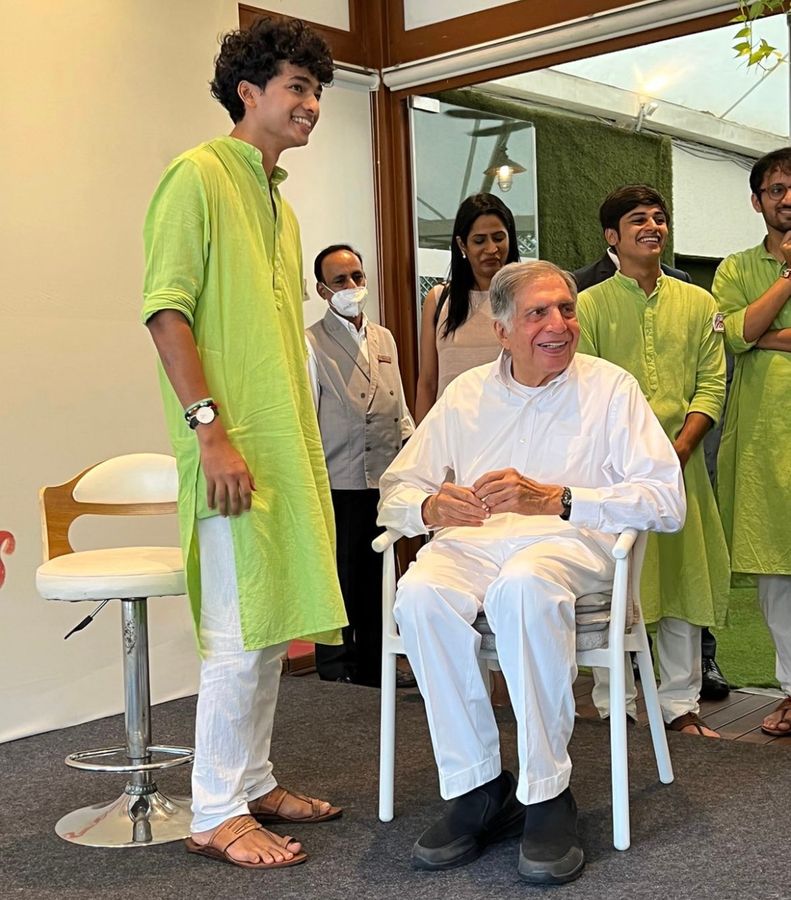 रतन टाटा की ये करते हैं देख-रेख, मोटी मिलती है सैलरी, कुल इतनी नेटवर्थ - Ratan tata youngest assistant shantanu naidu networth in crores know his monthly income tutc