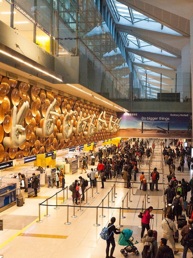 Delhi's IGI Airport gets Self-Baggage Drop facility, to reduce waiting time by 15-20 minutes. Watch how it works