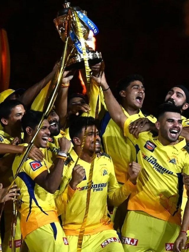 IPL में ब्रांड वैल्यू की जंग... धोनी की CSK ने मुंबई को बम्पर तरीके से पछाड़ा