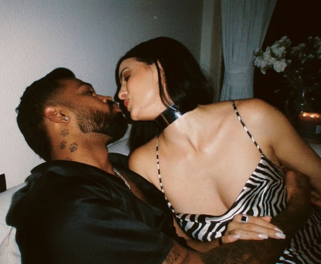 Futurama porno rasmlar Jinsiy aloqa paytida farting