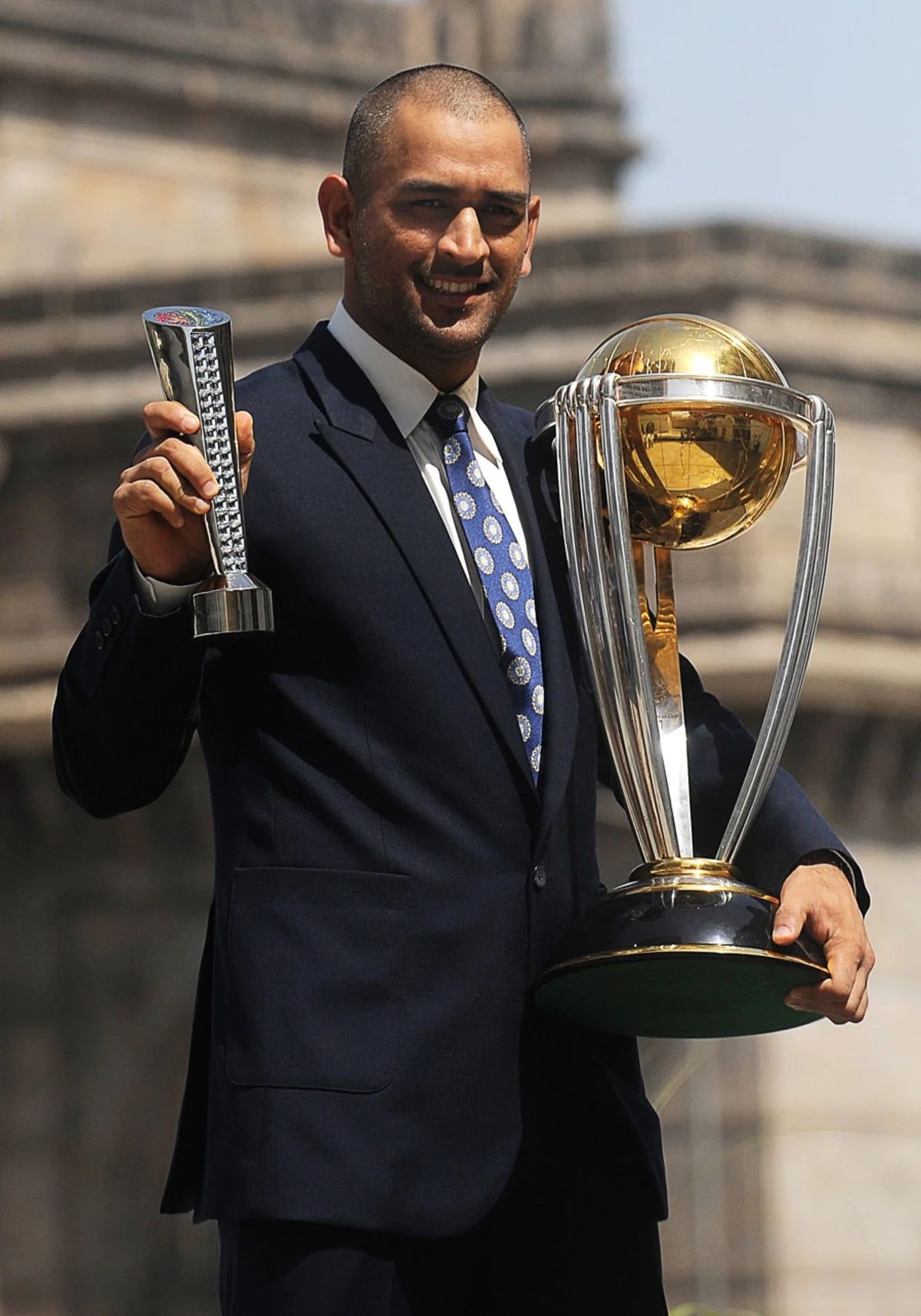 Dhoni 2011 Trophy