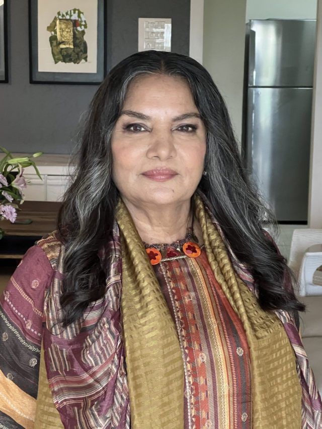 फिल्म के सेट पर हुआ शबाना आजमी का अपमान, छोड़ना चाहती थीं बॉलीवुड