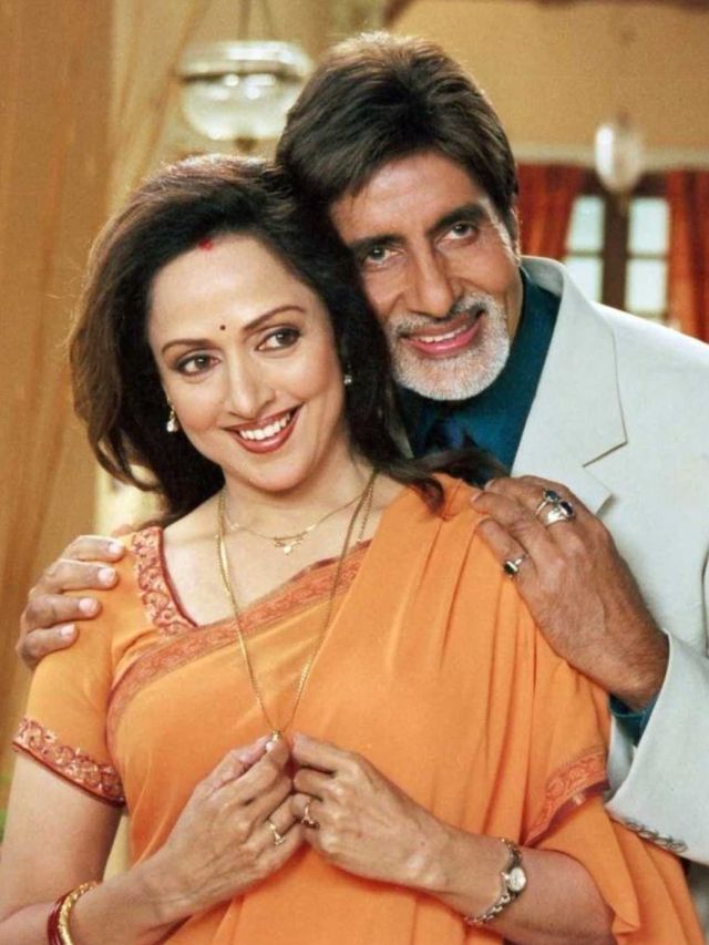 जब चार जवान बेटों की मां बनने से डरीं हेमा, बागबान को किया इनकार