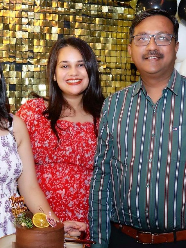 प्रेग्नेंसी के बाद IAS टीना डाबी इस अंदाज में आईं नजर, बेबी बंप के साथ दिखा सिंपल पहनावा