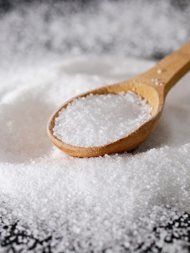 क्या होगा अगर 1 महीने तक बिल्कुल भी नमक नहीं खाएंगे? डायटीशियन ने बताया