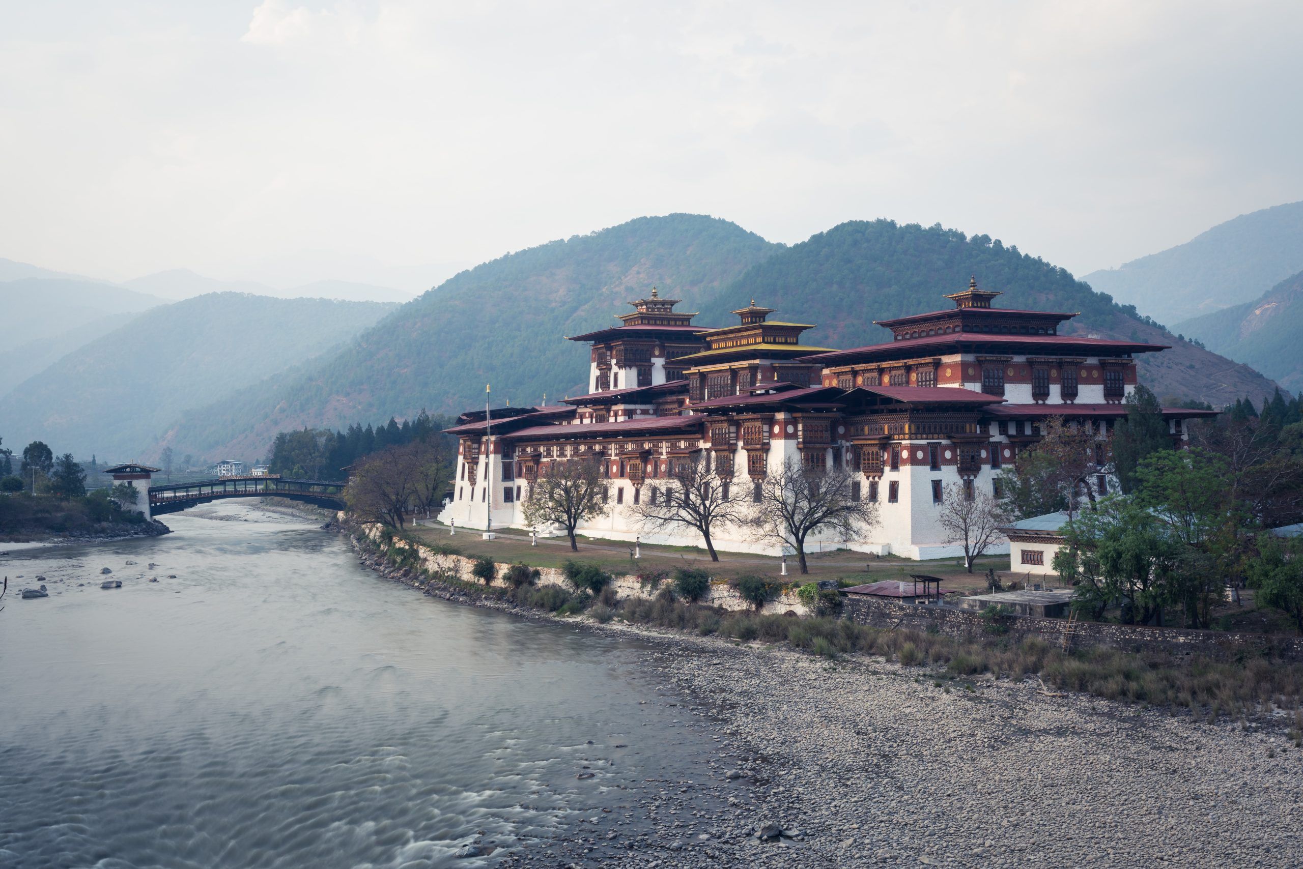 nils leonhardt rCnHOzY Ji8 unsplash