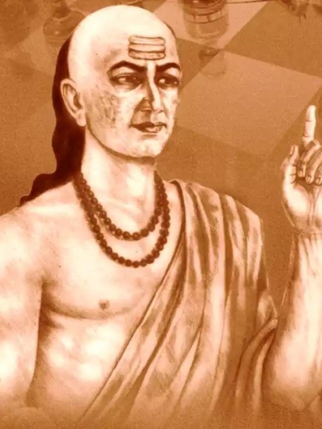 মাছ-মাংস নয়, এই খাবারেই শরীরে আসে ৩৮ গুণ বেশি শক্তি; বলেছেন চাণক্য