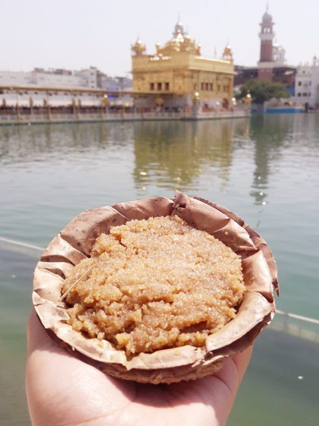 शेफ विकास खन्ना ने फैंस के सामने खोला दादी का राज़! बताई कड़ा प्रसाद बनाने की रेसिपी