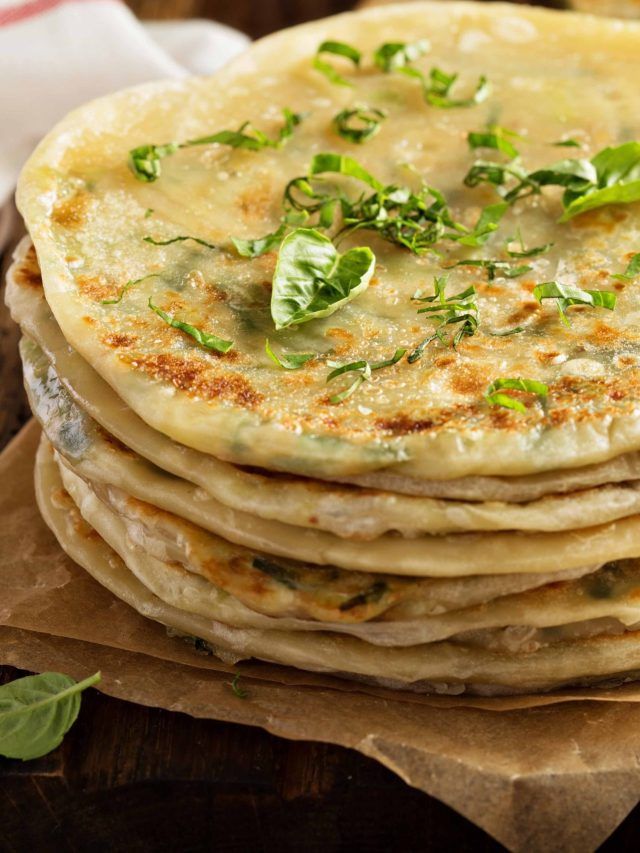 घी के पराठे बनाते वक्त आप तो नहीं करते ये गलती? हो जाएं सावधान