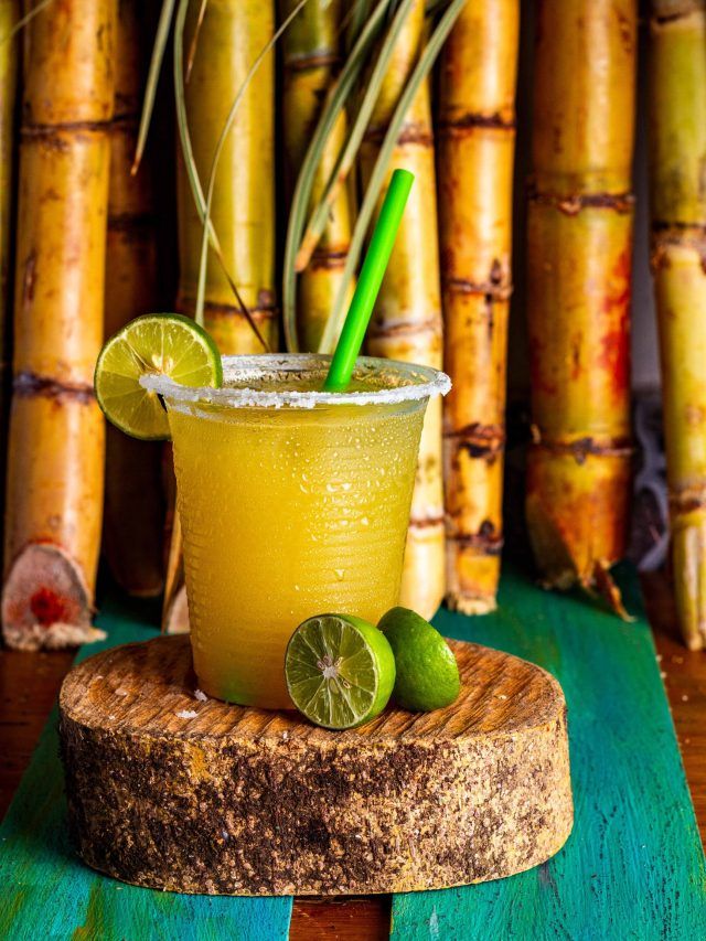 घर में आसानी से निकाला जा सकता है गन्ने का रस, जानें तरीके