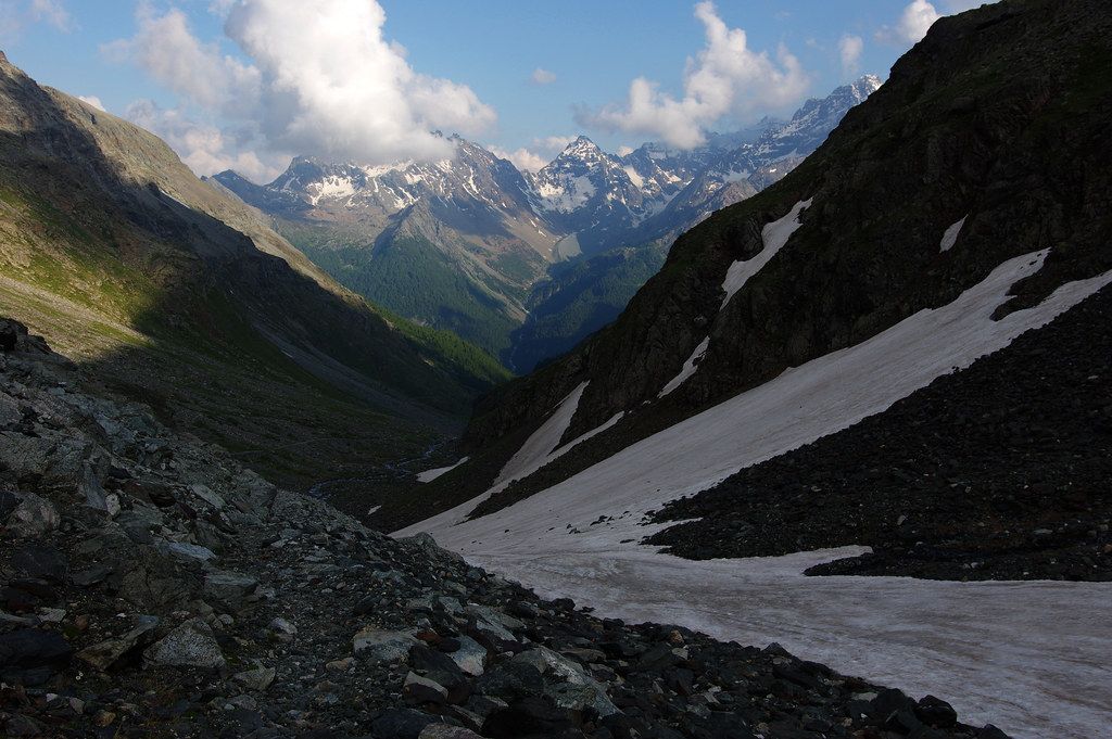 World s Most Spectacular V Shaped Valleys World s Most Spectacular V Shaped Valleys