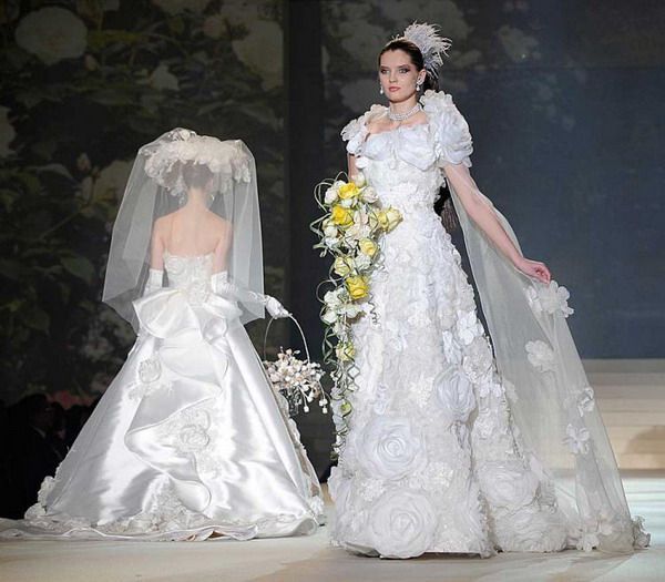 white gold diamond dress by yumi katsura Most Expensive Dresses Ever-Made Suit